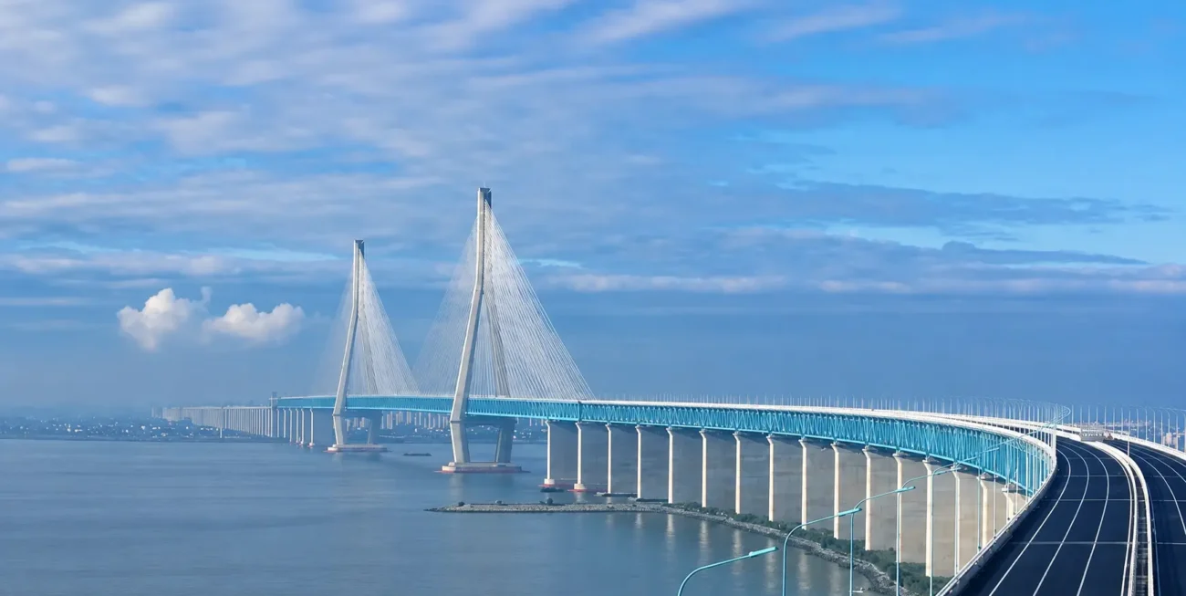 Shanghai–Suzhou–Nantong Yangtze River Bridge